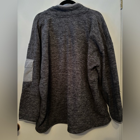 Sport Sweater - Picture 2 of 2